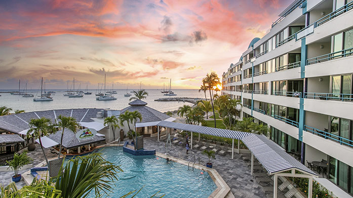 Royal Palm Beach Resort exterior